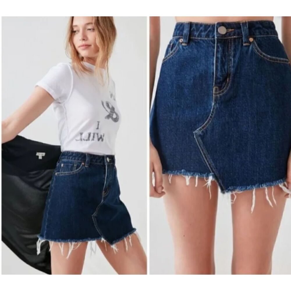 Urban Outfitters BDG Asymmetric Hem Denim Mini Skirt Frayed Dark Wash Size Small